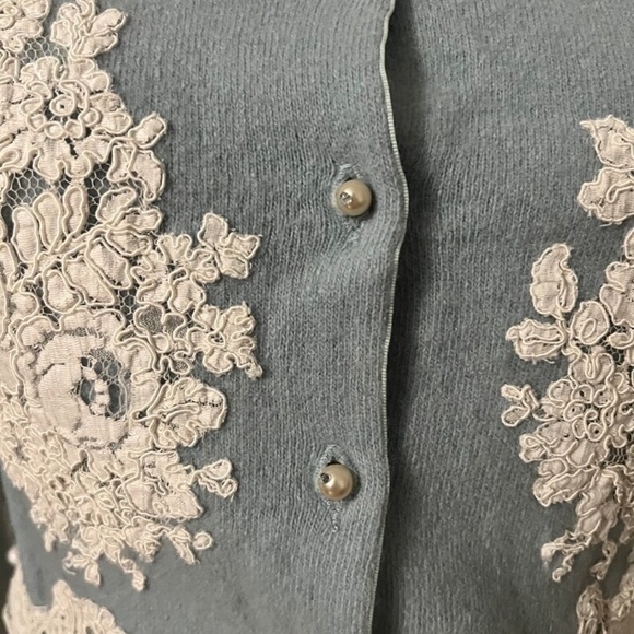 Vintage 50s Blue & White Cropped Evening Sweater w/ Lace Appliques Sz. XS - S - Picture 5 of 7